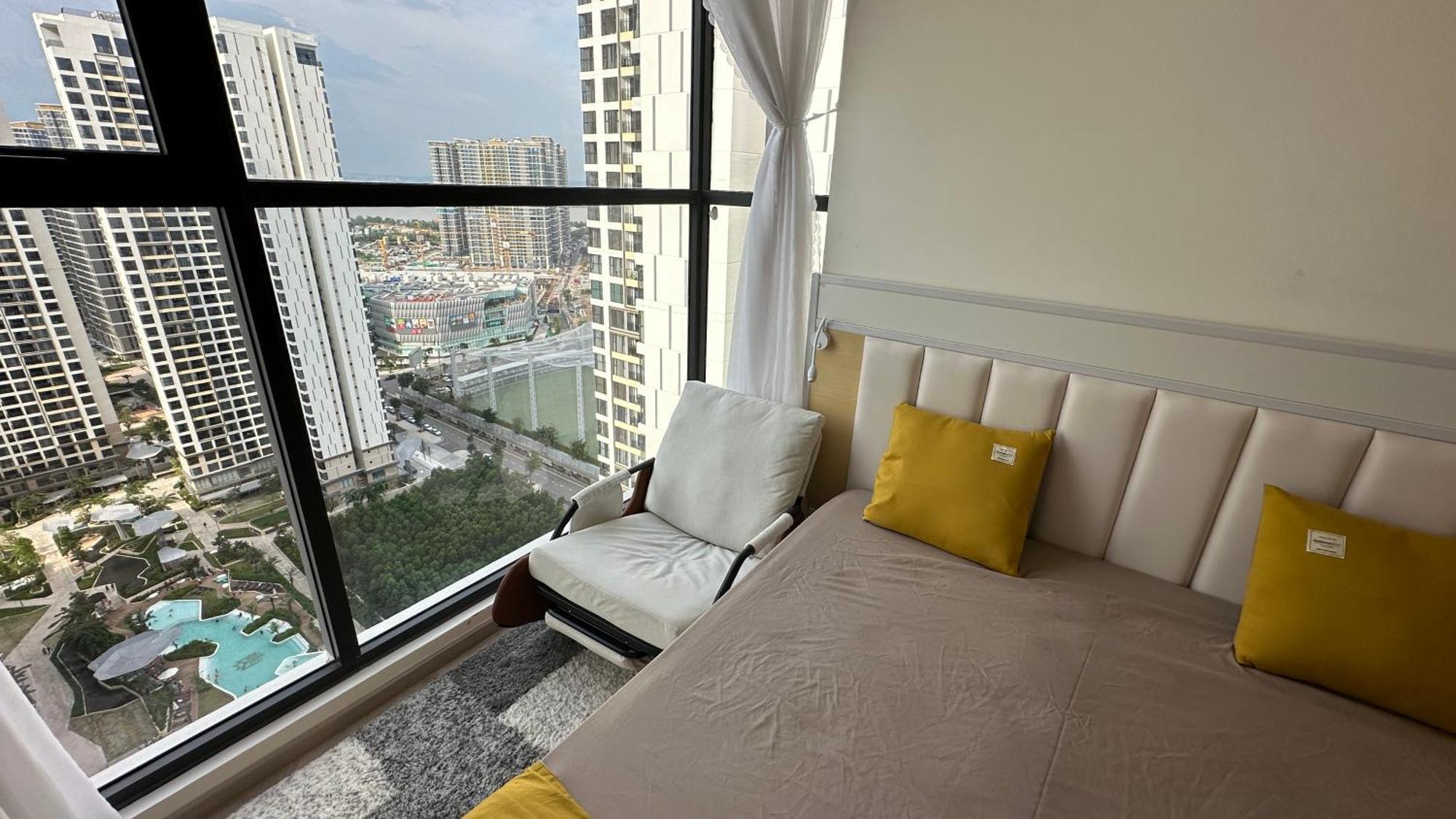 Vinhome Grandpark Tphcm Vietnam Masteri Centre Point Luxury With Adventure At Your Doorstep - Amusement Park & Poolside Comfort! Apartamento